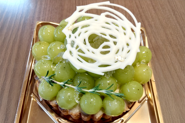 4号シャインマスカットタルト